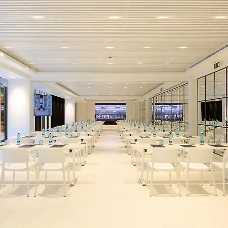 Hotel Seventy 4*