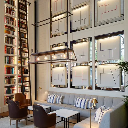 Hotel Seventy