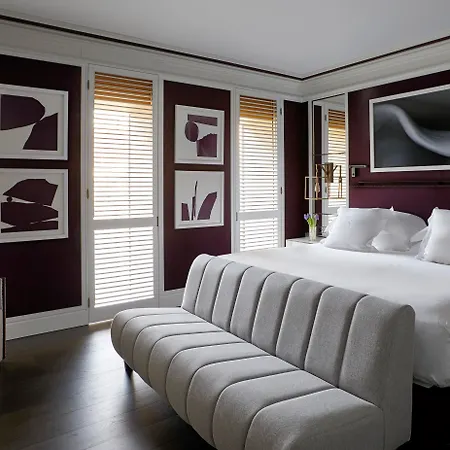 Seventy Hotel 4*