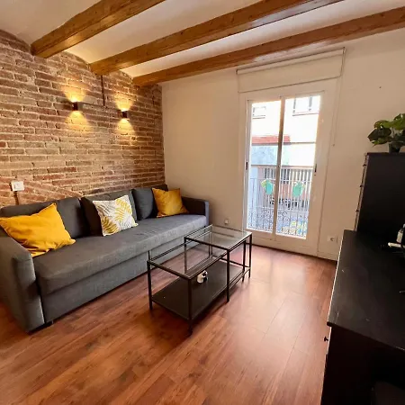 Apartamento Sagrada Familia- Excelente Ubicación