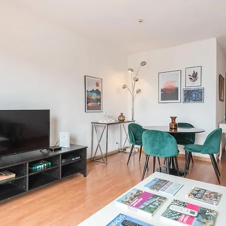 Eixample 4 *