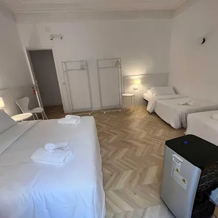 The Mo Gotic Hotel *