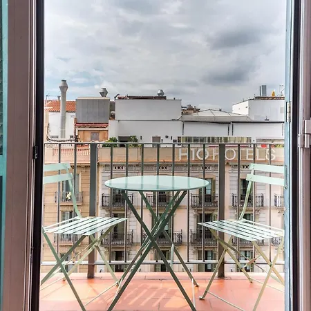 Eixample 4 *