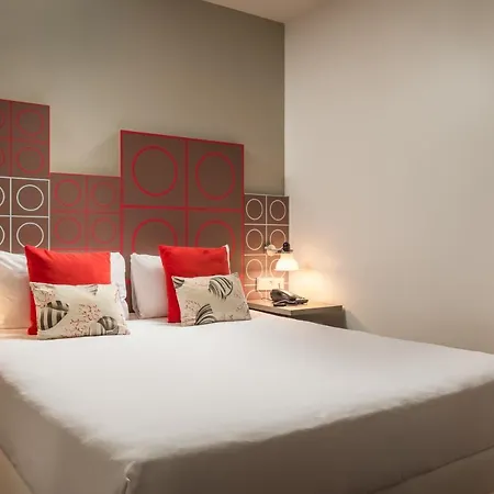 ホテル Ibis Styles Centre 2*