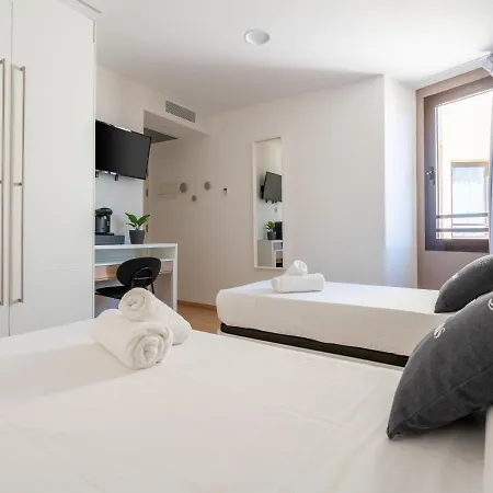 Limehome Carrer De Fontcoberta - Digital Access * Barcelone