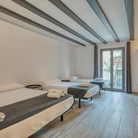 מלון Bedmates 2*