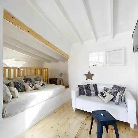 Fridays Flats Casa Aquamarine *