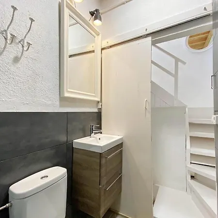 Fridays Flats Casa Aquamarine * Barcellona