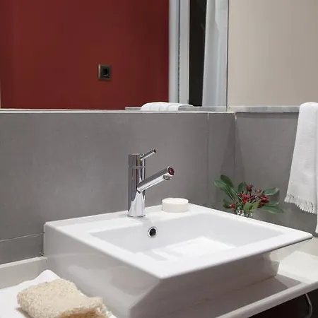 Ainb Ramblas-colon Apartman *