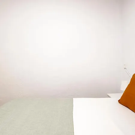 Apartment Centric Gaudi Barcelona