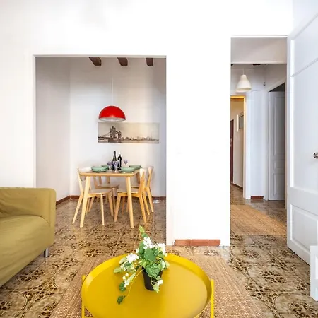Apartment Centric Gaudi