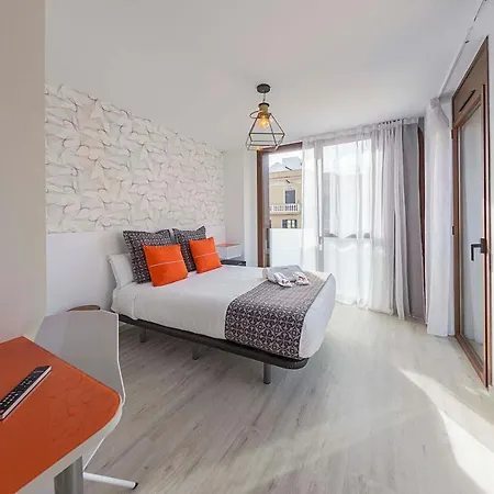 Apart-suites Hostemplo Barcelona