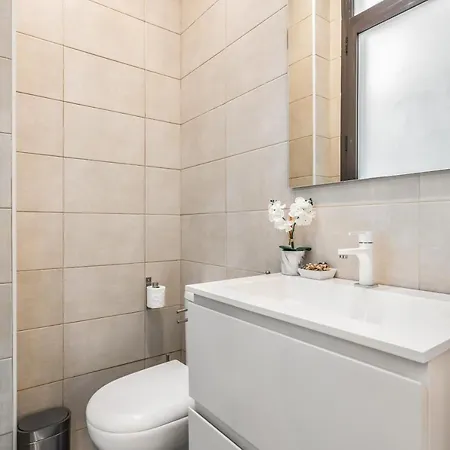 En Excelente Ubicacion, Centro De Apartment *