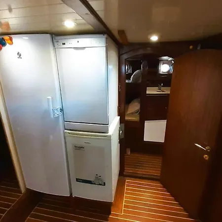 Adara Yacht - Big Turkish Gulet Båthotell