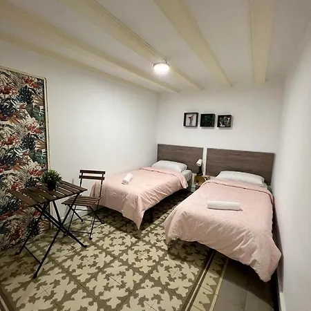 Hostal Sleep In Gothic Bcn