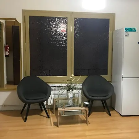 Πανσιόν Muntaner 2*