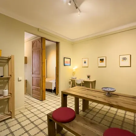 Aparteasy - Gracia Apartments Apartment