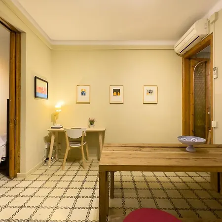 Aparteasy - Gracia Apartments * Barcelona