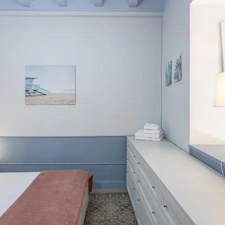 Luxurious-historical With Terrace Apartament *