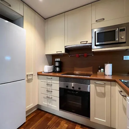 Unique Bruc Apartment *