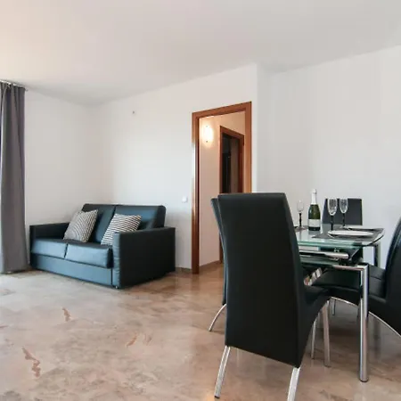 Apartment Picasso *