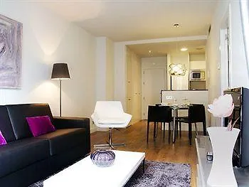 Sensation Sagrada Familia Apartmán *