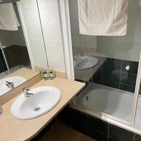 Apartment New! Amazing 2 Bedroom In Rambla Del Poblenou