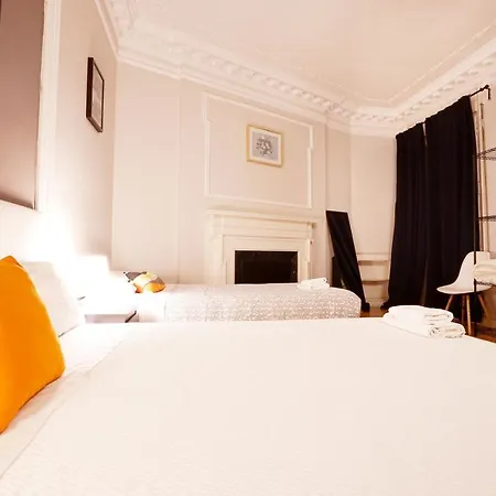 Wow Hostel *