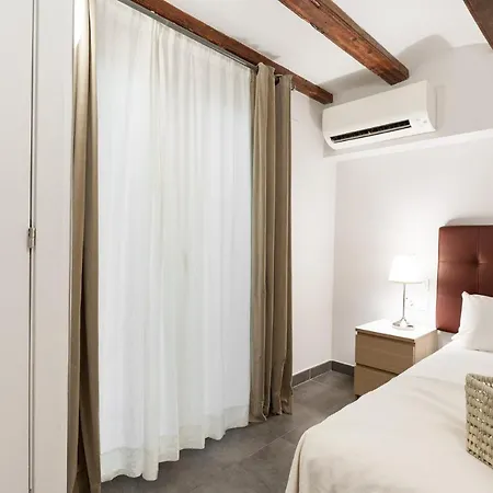 Ola Living Macba Apartment Barcelona