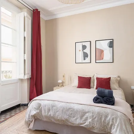 Campismo de Luxo Design Near Rambla