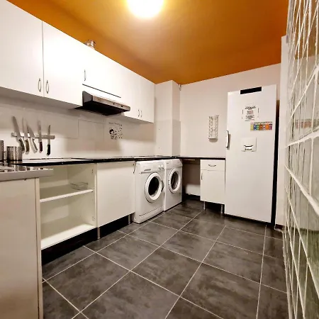 Arc House Hostel *