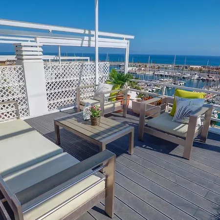 The Moonlight Sea View By Hello Homes Villa