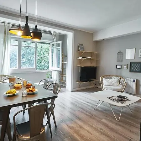Magnificent 4 Bedroom In Eixample Lägenhet Barcelona