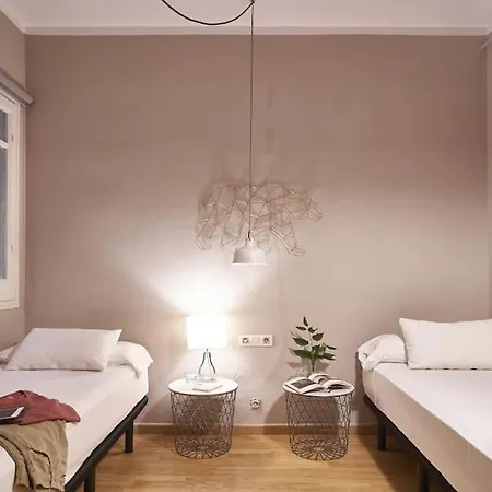 Magnificent 4 Bedroom In Eixample *