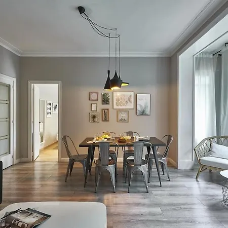 Magnificent 4 Bedroom In Eixample *