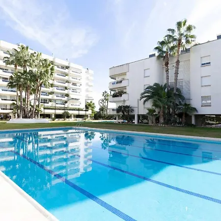 Arena Dos Piscinas Frente Al Mar Sitges