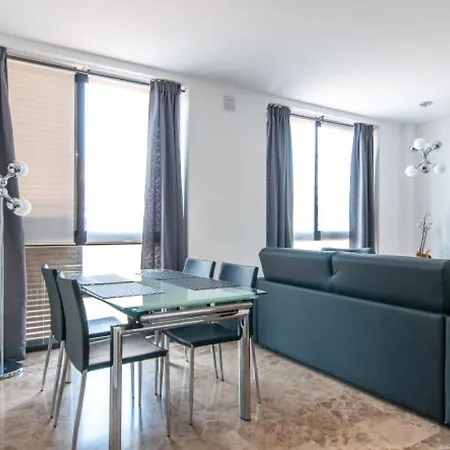 Apartment Picasso *