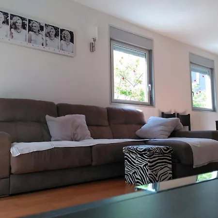 Luxury Flat, 3 Bedrooms, 2 Bathrooms And Swimming Pool Next To The Beach!! *