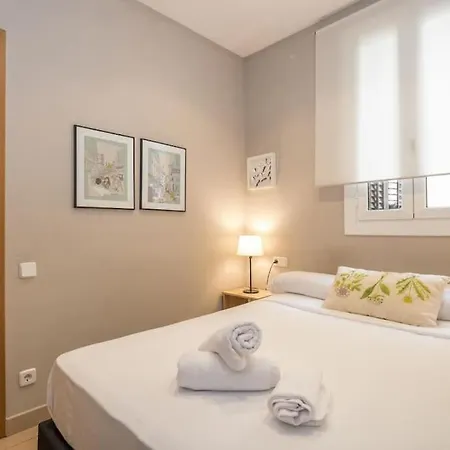 Bebarceloner Gracia Apartments- 1 Bedroom *