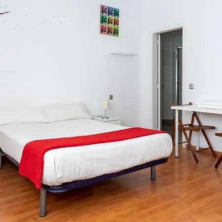 Monrooms Pensionat 2*