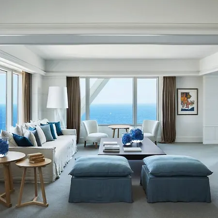 Hotel Arts 5*