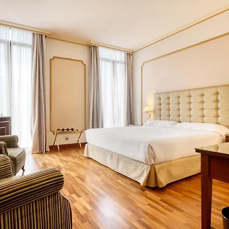 Hotel Roger De Lluria