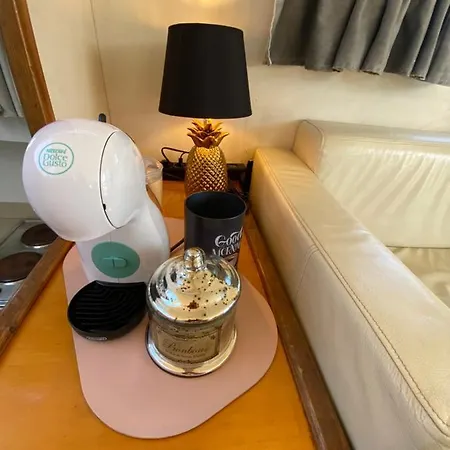 - Divali - Duerme En Un Confortable Yate En Barcelona