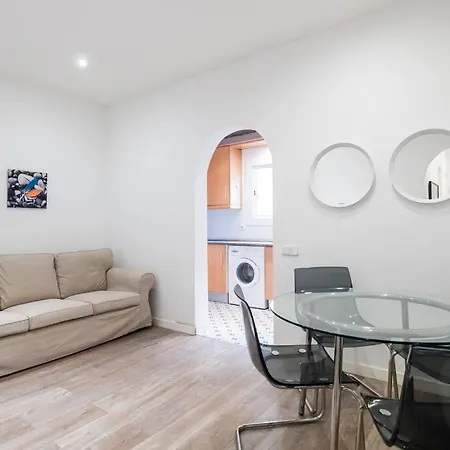 Bebarceloner Poble Nou - 2 Bedroom *