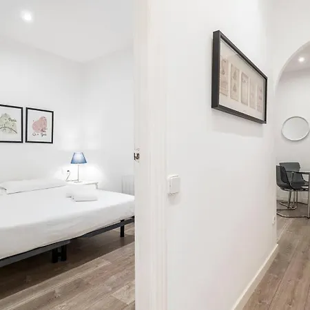 Apartment Bebarceloner Poble Nou - 2 Bedroom