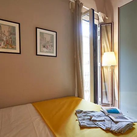 Bebarceloner Gracia Apartments- 1 Bedroom Barcelona