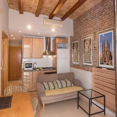 Bebarceloner Gracia Apartments- 1 Bedroom Apartment *