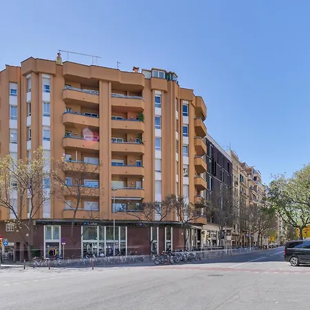 Sagrada Familia View Apartment *