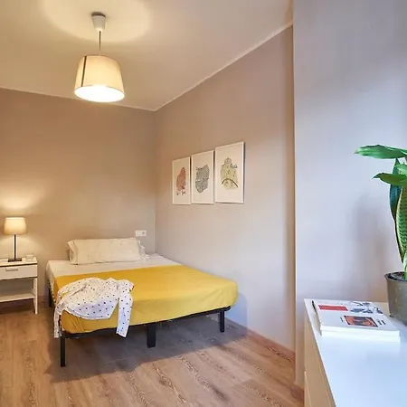Bebarceloner Sant Andreu - 3 Bedrooms Apartment *