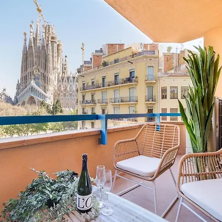 Apartment Sagrada Familia View